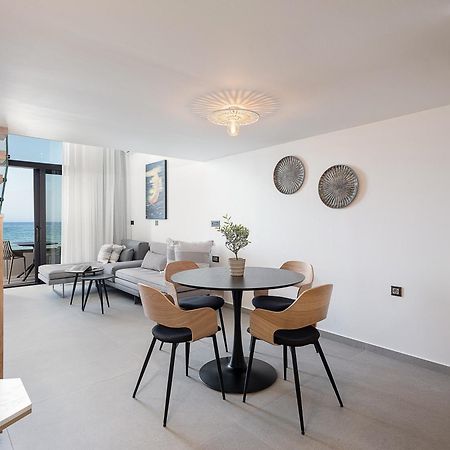 ريثيمنو Calla Luxury Seafront Suites المظهر الخارجي الصورة